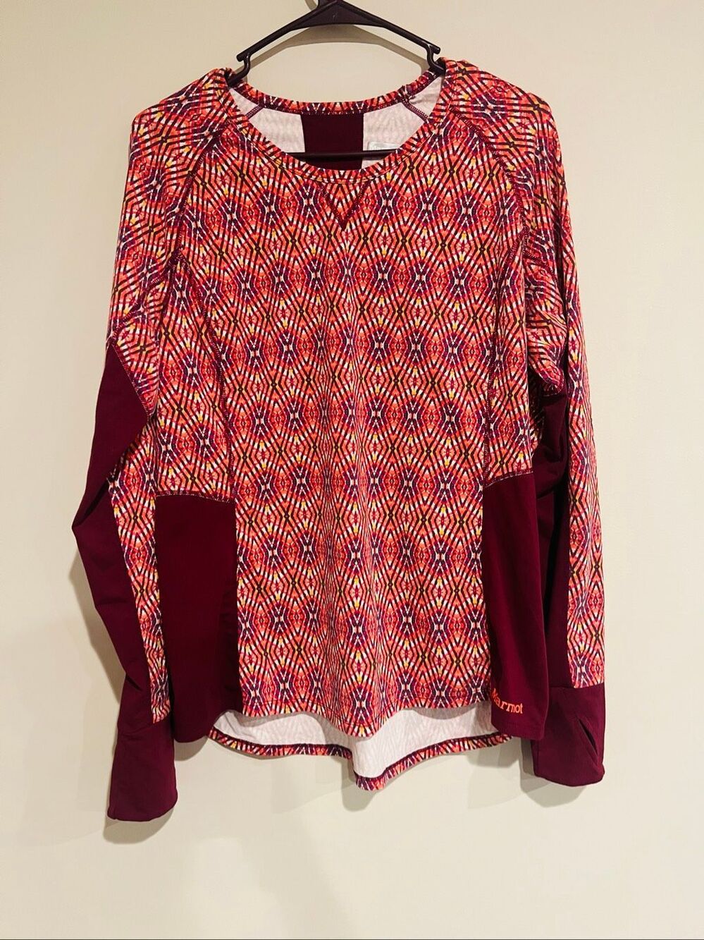 Marmot Purple Pink White Yellow Geometric Pattern Longsleeve Top with Thumbholes